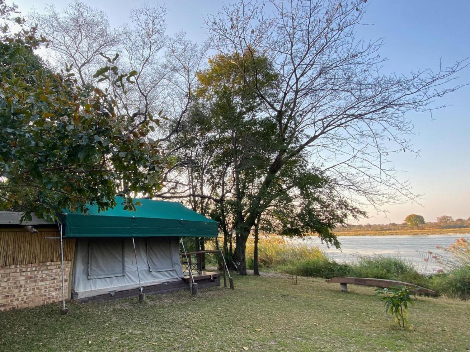 Ndhovu Safari Lodge Mahango Exterior foto